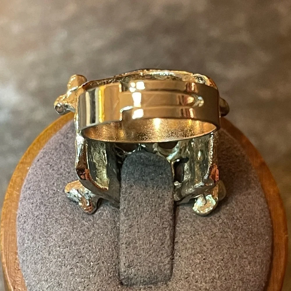 Adjustable Silver Tone Metal Skull & Bones Ring‎ Size 8-11